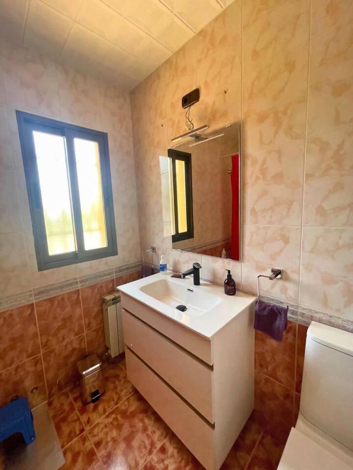 Casa Con Jardin En Ogijares Villa Eksteriør bilde