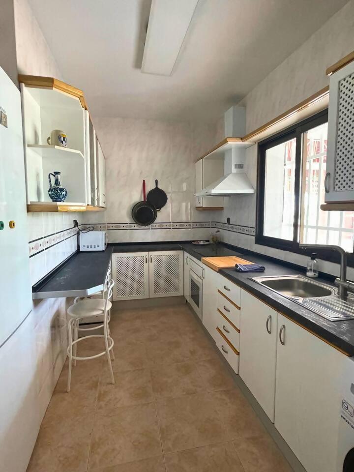 Casa Con Jardin En Ogijares Villa Eksteriør bilde
